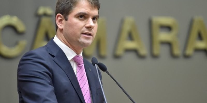 1d9296f5ef09f76e7d2bd78326d3b90f