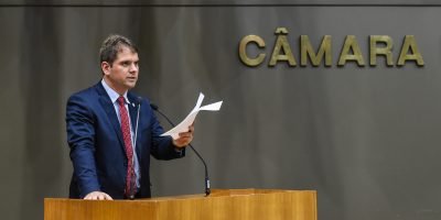 Movimentação de Plenário. Na foto: vereador Márcio Bins Ely