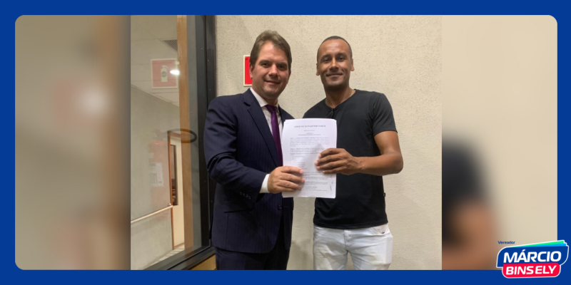 Criança não namora. Criança não consente. Criança precisa de proteção.