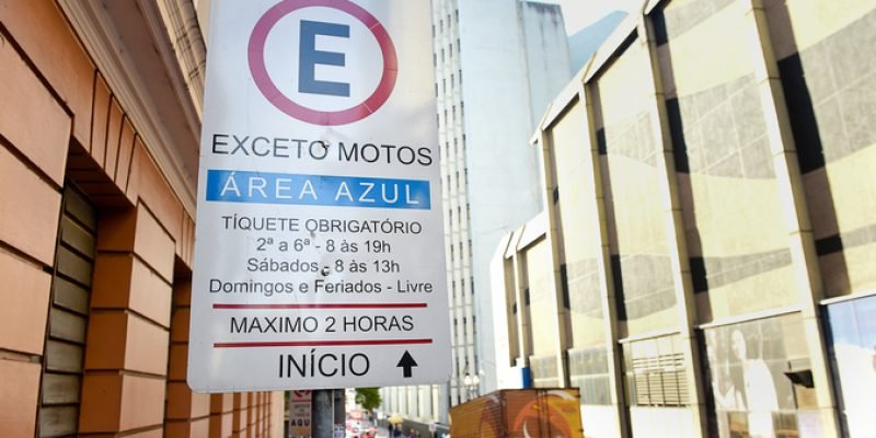 Placa da área azul do centro