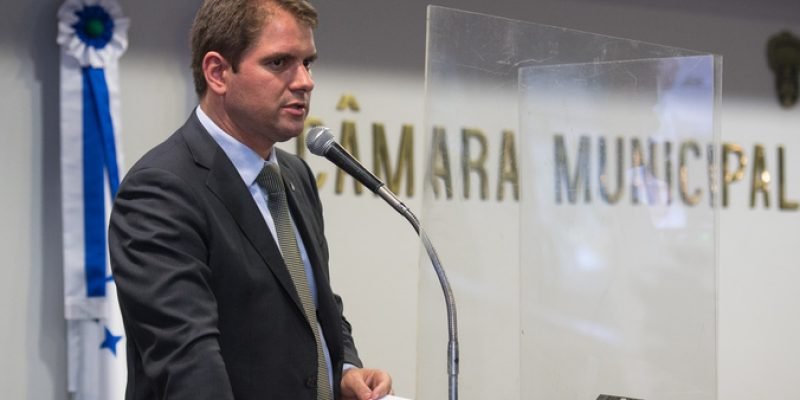 Sessão Ordinária Sessão ordinária. Presidente Márcio Bins Ely.