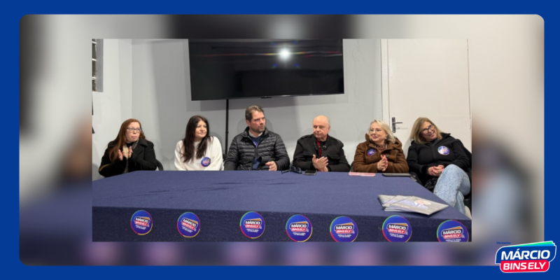 reunião com lideranças do bairro Humaitá, ao lado do pré-candidato a deputado estadual Airton Artus, do vereador de Venâncio Aires Dudu Luft, da presidente da ACBERGS