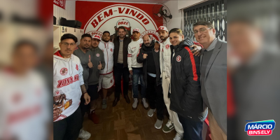 visita a torcida camisa 12